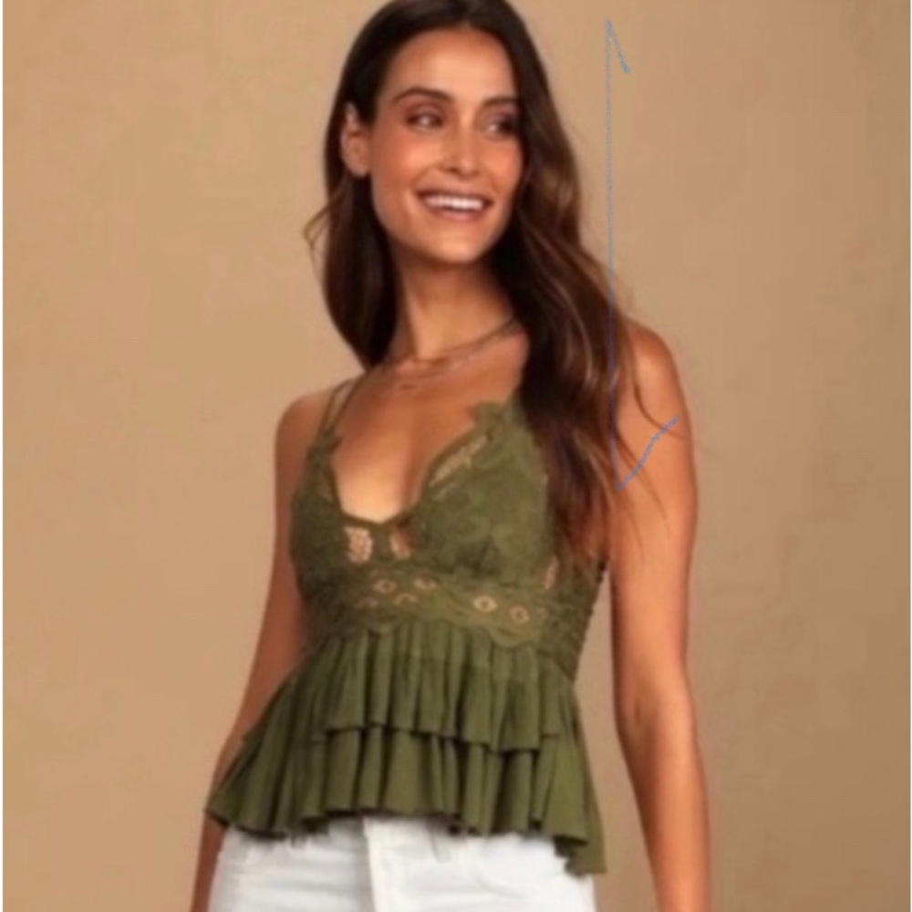 NWT Adella Cami Green Small